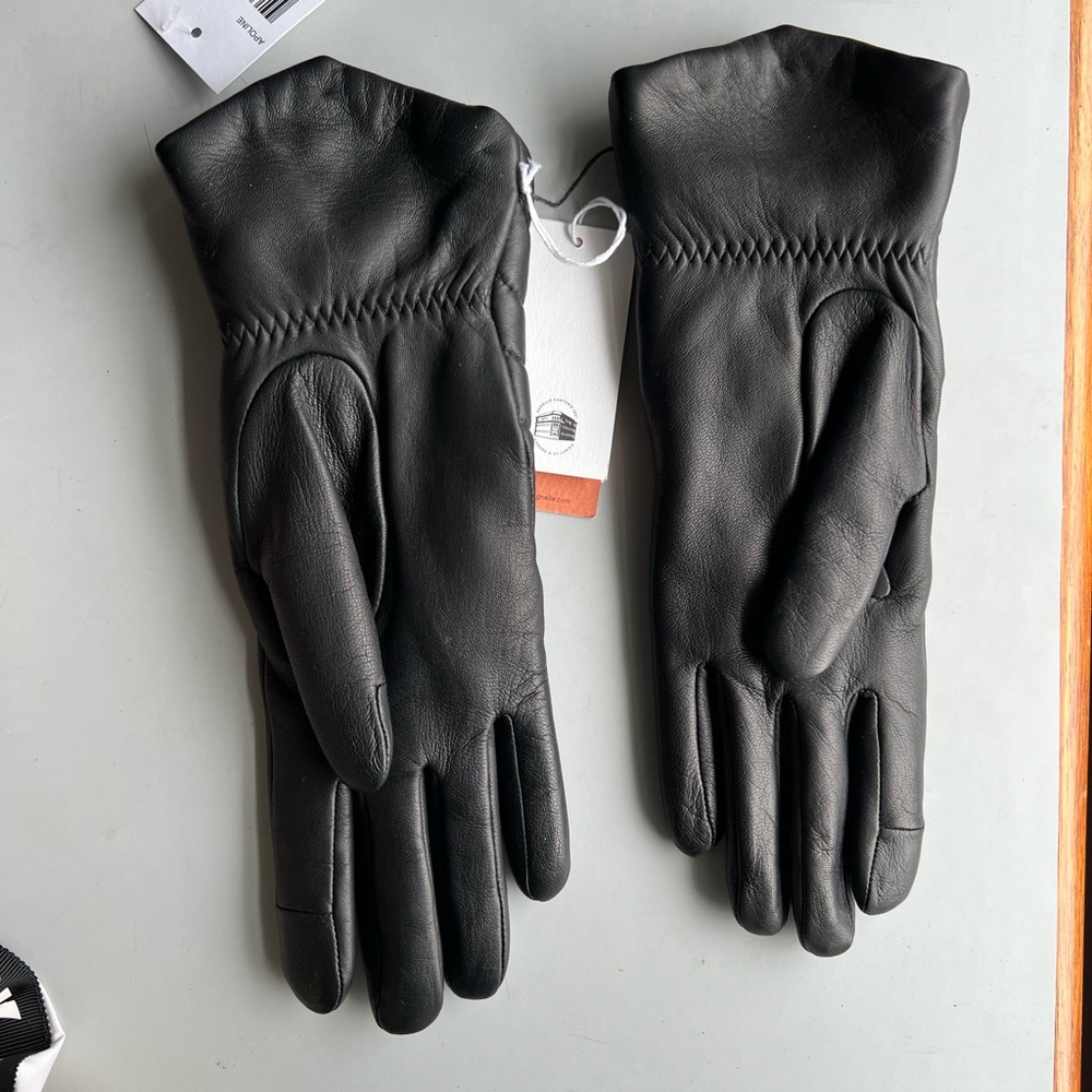 agnelle apolline gloves Size 8 BRAND NEW